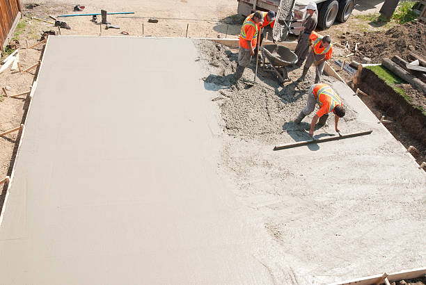 Best Commercial Concrete Services in Shelburn, IN